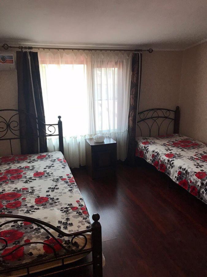 Nina Mini Hotel Гагра Екстериор снимка